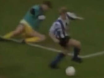 VIDEO: A dive for the ages str...